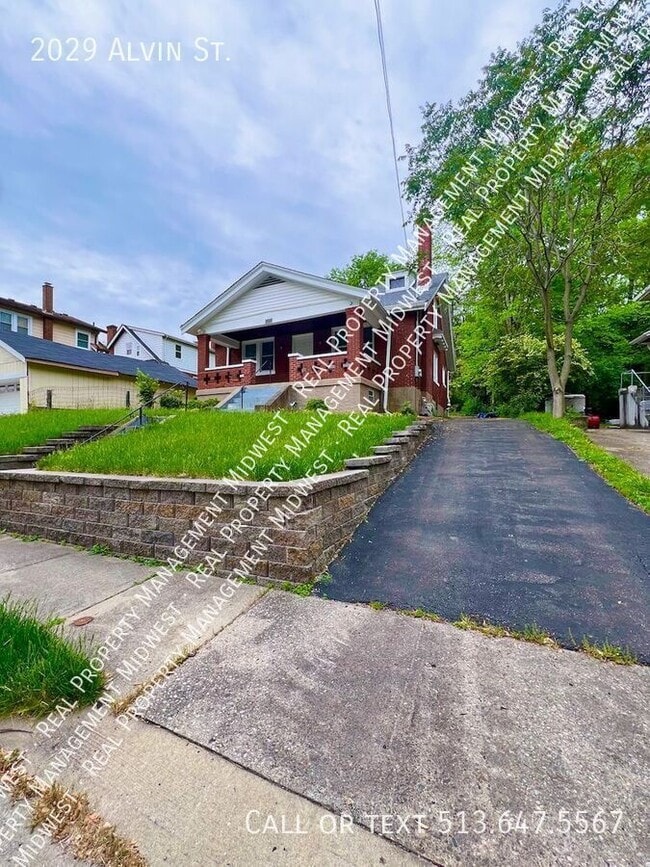 Photo - 2029 Alvin St House