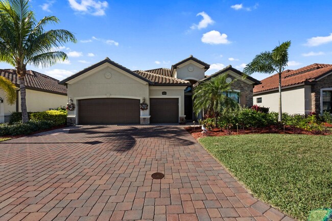 Building Photo - POOL HOME IN BONITA NATIONAL - OFF SEASON-...