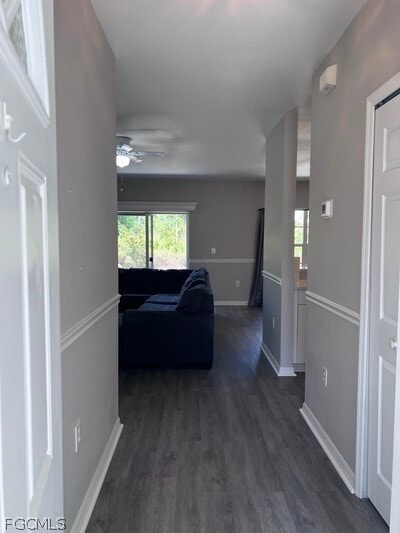 Foto del edificio - 1107 Enrique St E