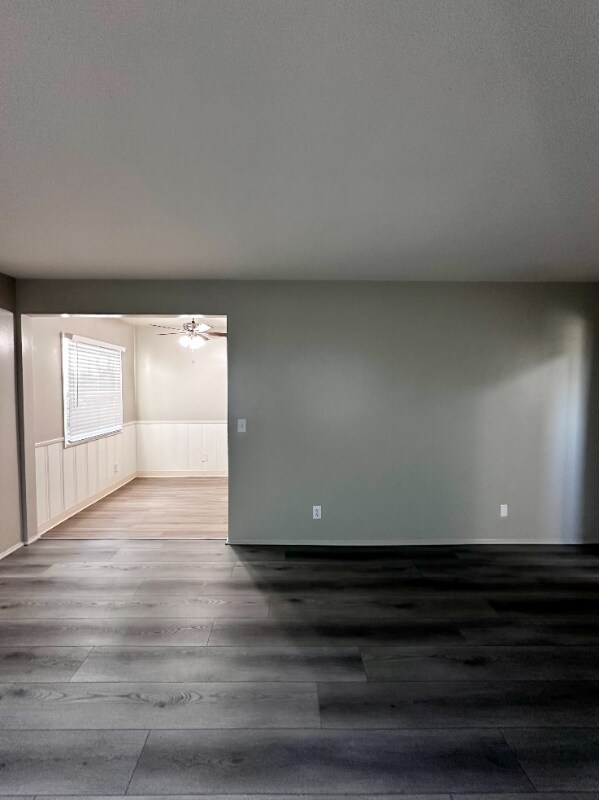 Building Photo - 915 Beverly Way
