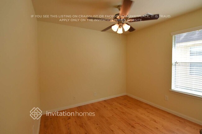 Building Photo - 18742 Dennington Dr