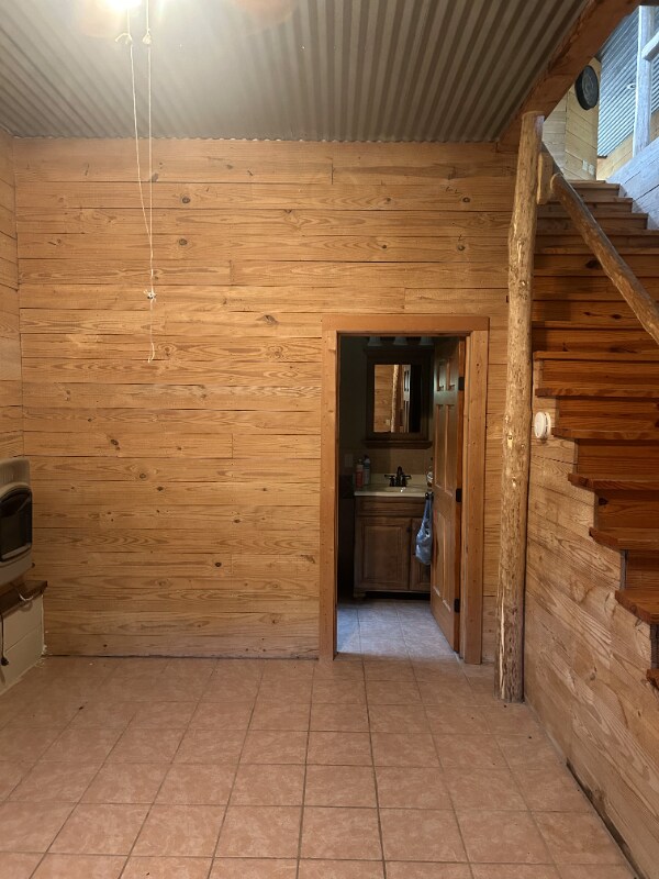 Foto del edificio - 350 Lawson Gap Rd