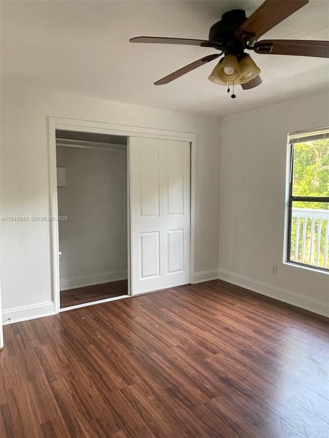 Building Photo - 1866 9th Pl