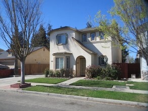 Building Photo - 4125 Pathway Ln