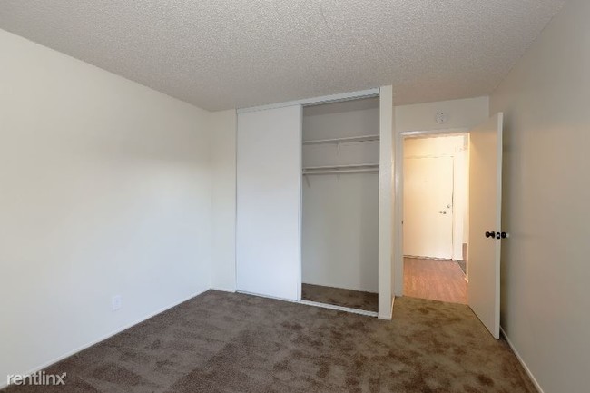 Building Photo - 7581 Amador Valley Blvd