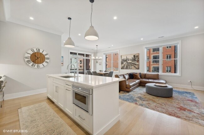 Foto del edificio - 3150 N Southport Ave