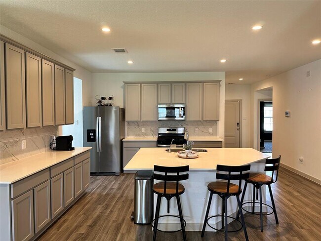Building Photo - 418 Cocosa Ct