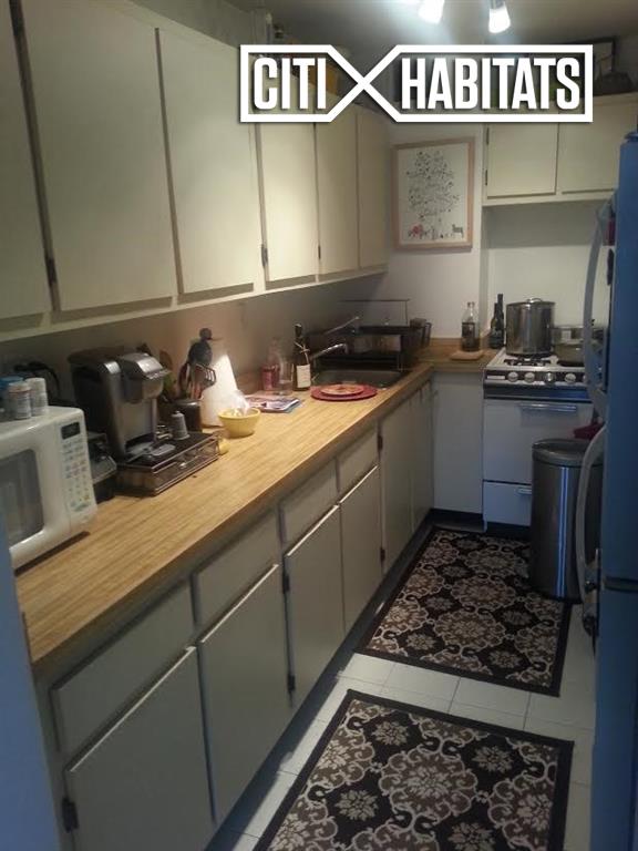 Foto del edificio - 417 E 90th St