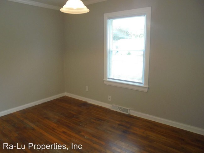 Foto del edificio - 3 br, 1 bath House - 1525 Andover Ave.
