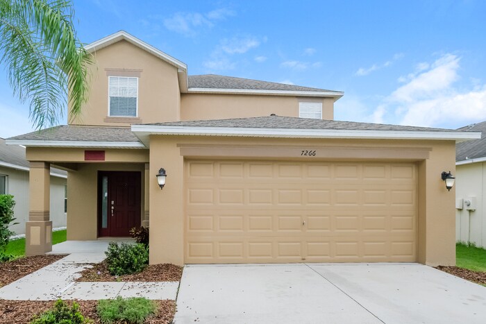Foto principal - 7266 Lumber Port Dr