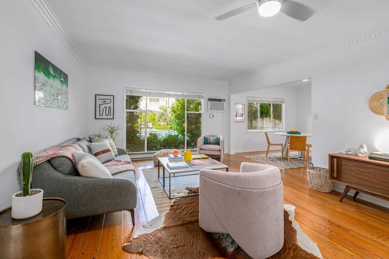 Spacious Condo - 1234 Havenhurst Dr