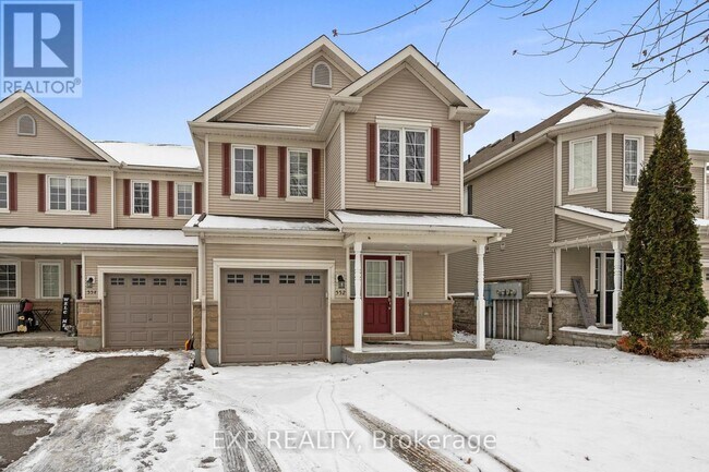 Building Photo - 552 Ashbourne Crescent