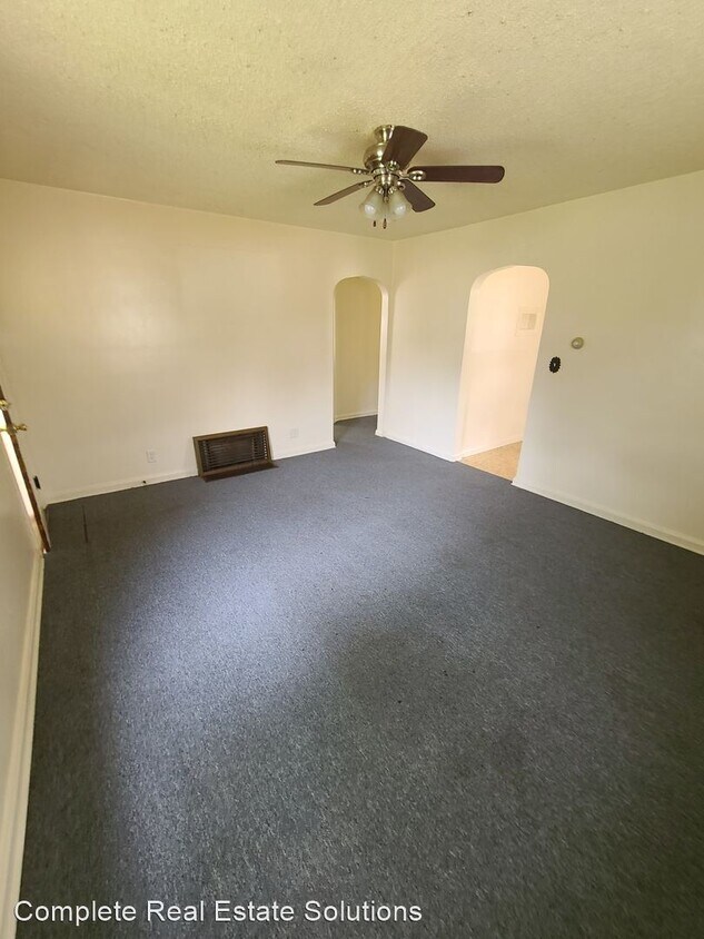 Primary Photo - 1 br, 1 bath House - 619 W 5th