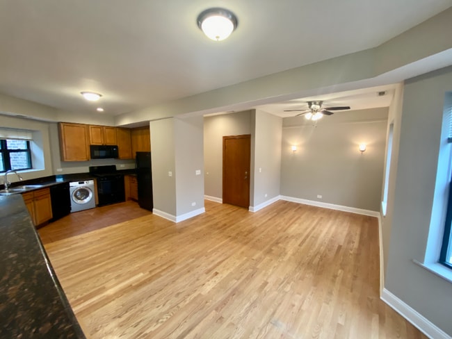 Photo - 6557 S Minerva Ave (Chicago, IL) Apartment