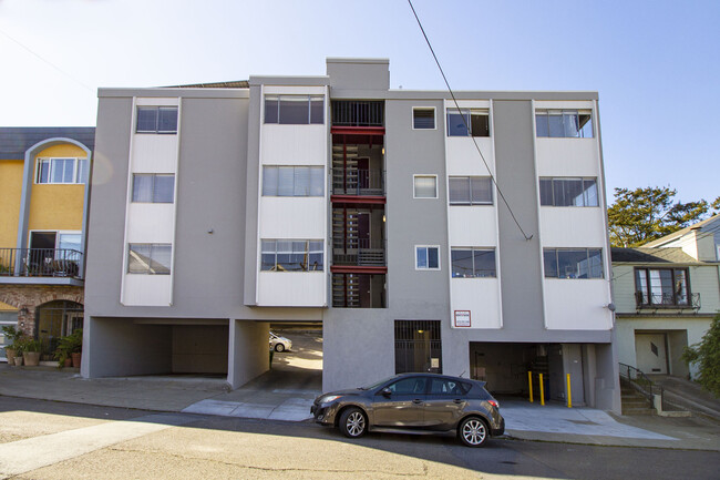 Interior Photo - 1855 10th Avenue