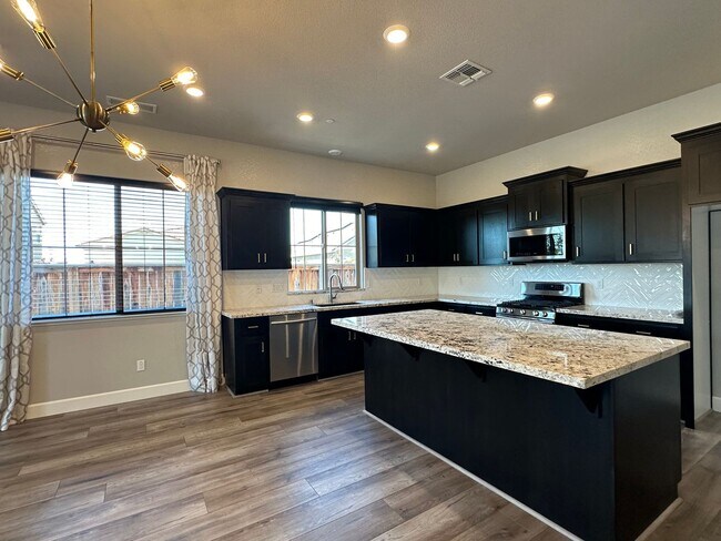 Building Photo - Coming Soon, Now Accepting Wait List