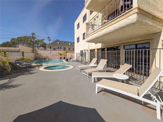 Foto del edificio - 227 S Madison Ave