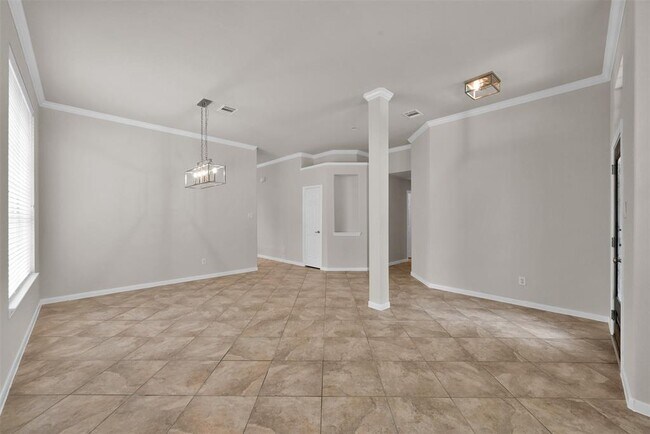 Building Photo - 47 E Montfair Blvd
