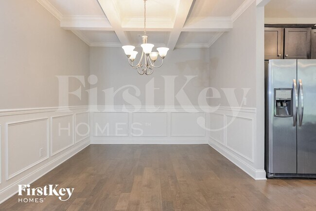 Foto del edificio - 5542 Bridle Way