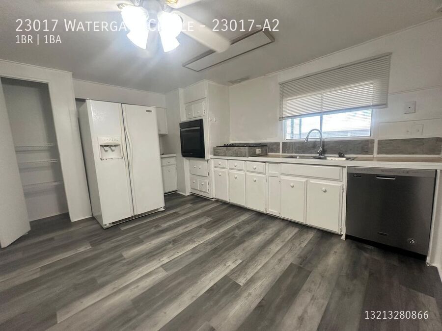 Foto principal - 23017 Watergate Cir