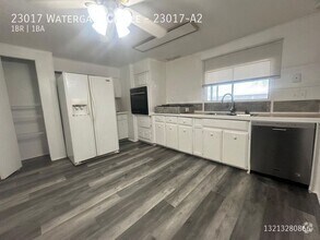 Building Photo - 23017 Watergate Cir