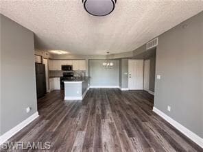 Building Photo - 1240 Wildwood Lakes Blvd