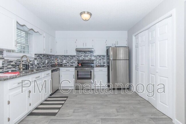 Foto del edificio - 985 Cross St