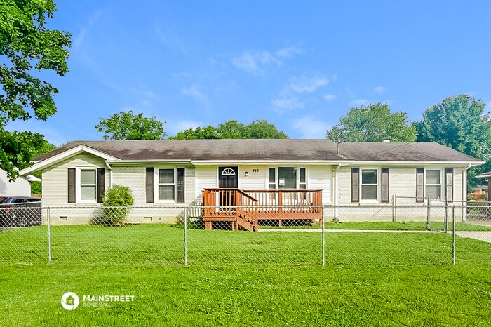 Primary Photo - 210 Southburn Dr