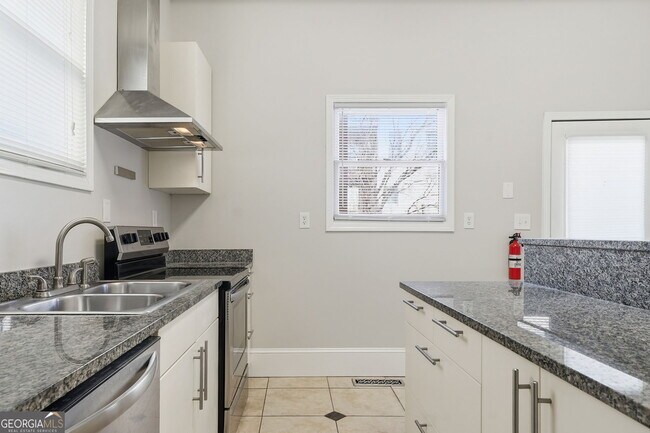 Building Photo - 564 John Wesley Dobbs Ave NE