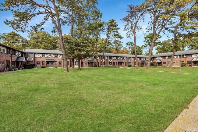 Foto del edificio - 150 Newbrook Ln