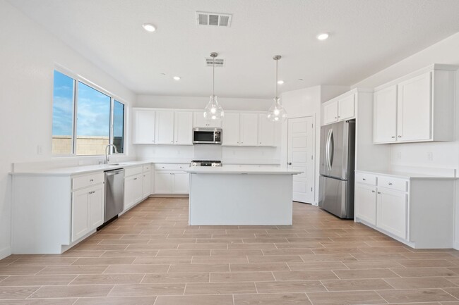 Foto del edificio - Brand New Five Bedroom Lennar Home with So...