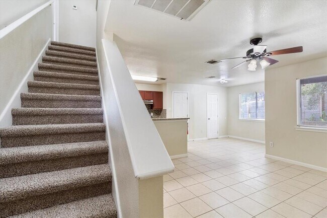 Foto del edificio - 887 Sagewood Trail
