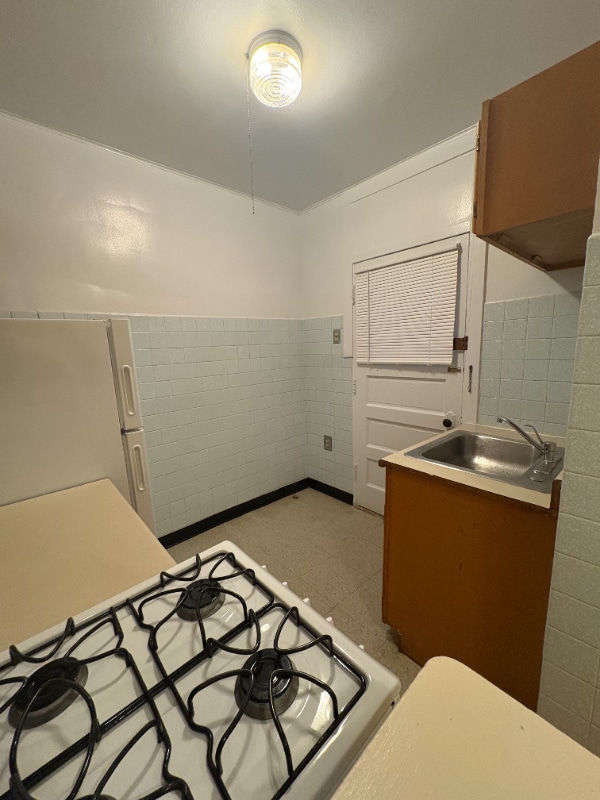 Foto del edificio - 3357 N Monticello Ave