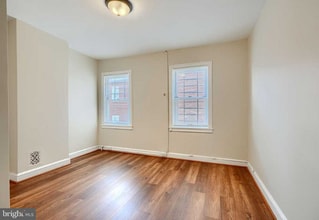 Building Photo - 22 Parkin St