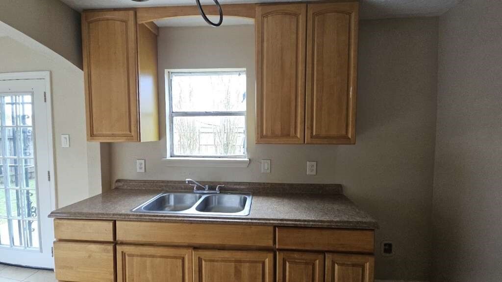 Foto del edificio - 8715 Valley Ledge Dr