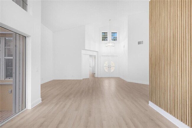 Foto del edificio - 1525 Seabay Rd
