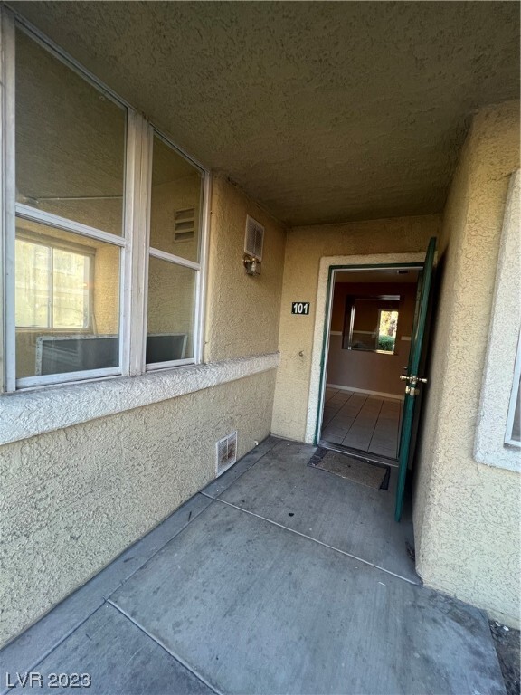 Building Photo - 4201 Blarney Ln
