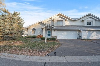 Building Photo - 2909 Devonshire Cir