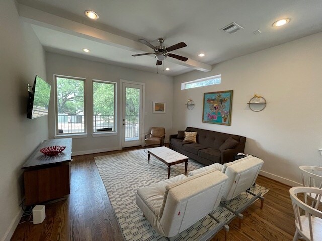 Foto principal - 4506 Mount Vernon St