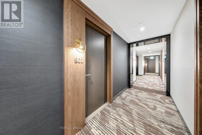 Photo du bâtiment - 625-625 Sheppard Ave E