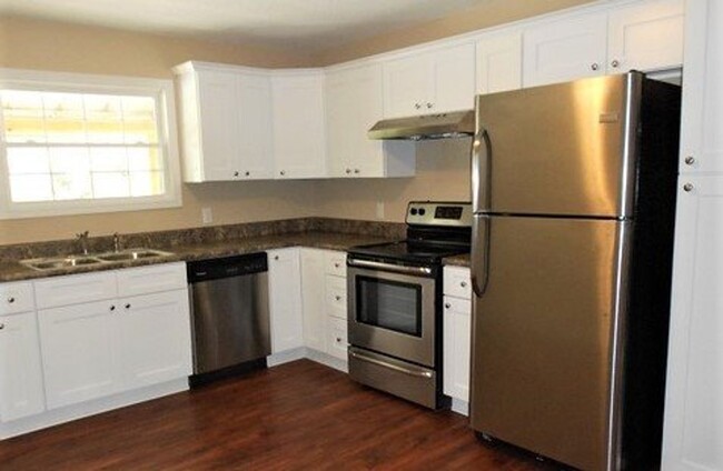 Foto del edificio - Two Bedroom/1 Bath Apt Johnson City TN