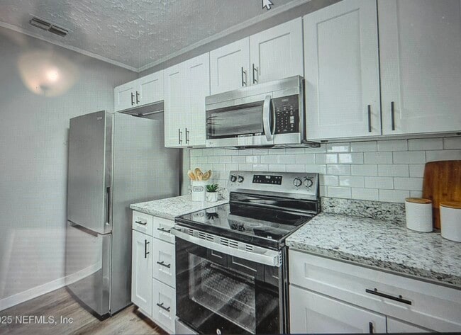 Building Photo - 955 Brandywine St