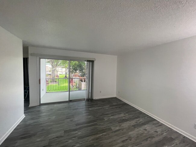 Building Photo - GREAT ONE BEDROOM CONDO IN WINTER PARK!