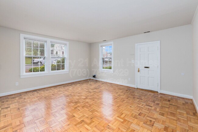 Foto del edificio - 1020 S Barton St