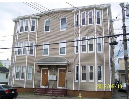 Building Photo - 246-258 Salem St