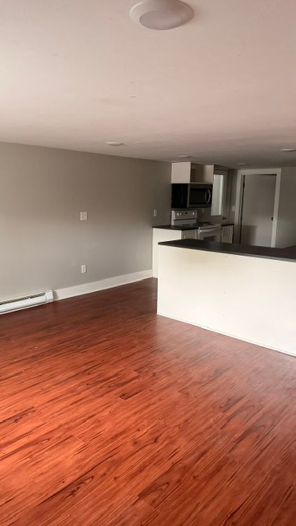 Foto del edificio - 316 E Peach St