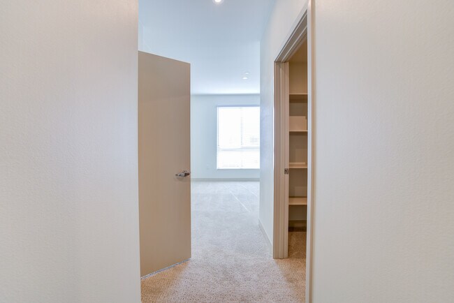 Building Photo - Bolsa Row Apartments