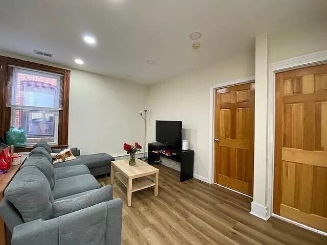Foto del edificio - 129 Cedar St
