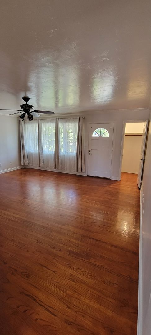 Foto del edificio - Single Story 3 Bedroom Home in Spring Valley