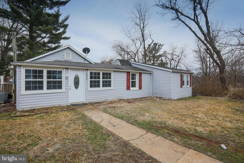 Primary Photo - 4905 Ridge Ave